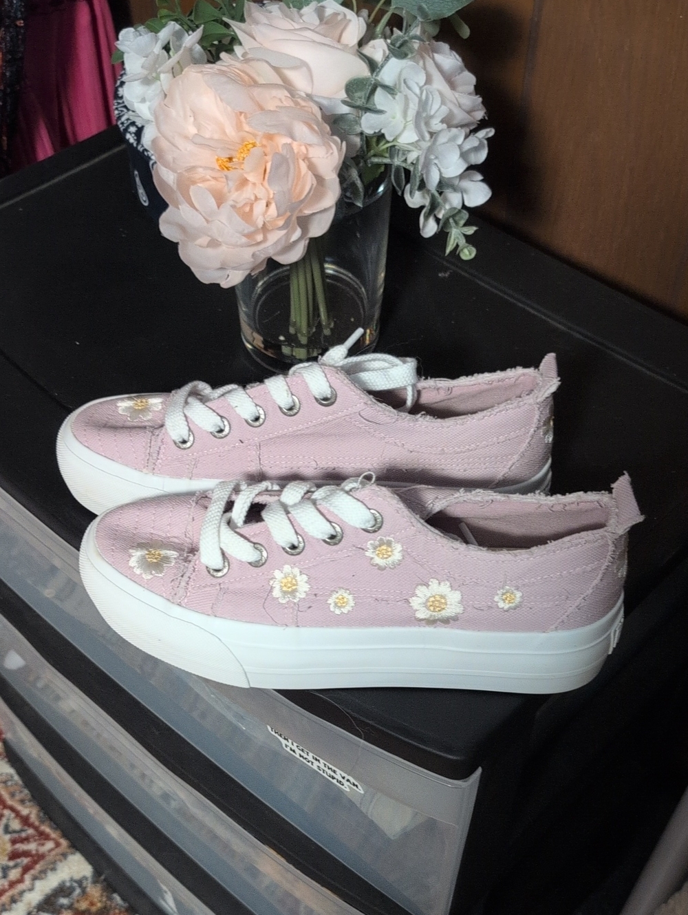 Blowfish Malibu Casual Pink Daisy Canvas Platform Sneakers NWOB